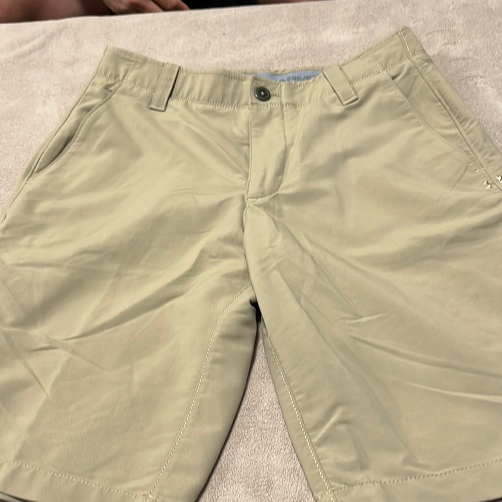 Under Armour heat gear mens shorts
